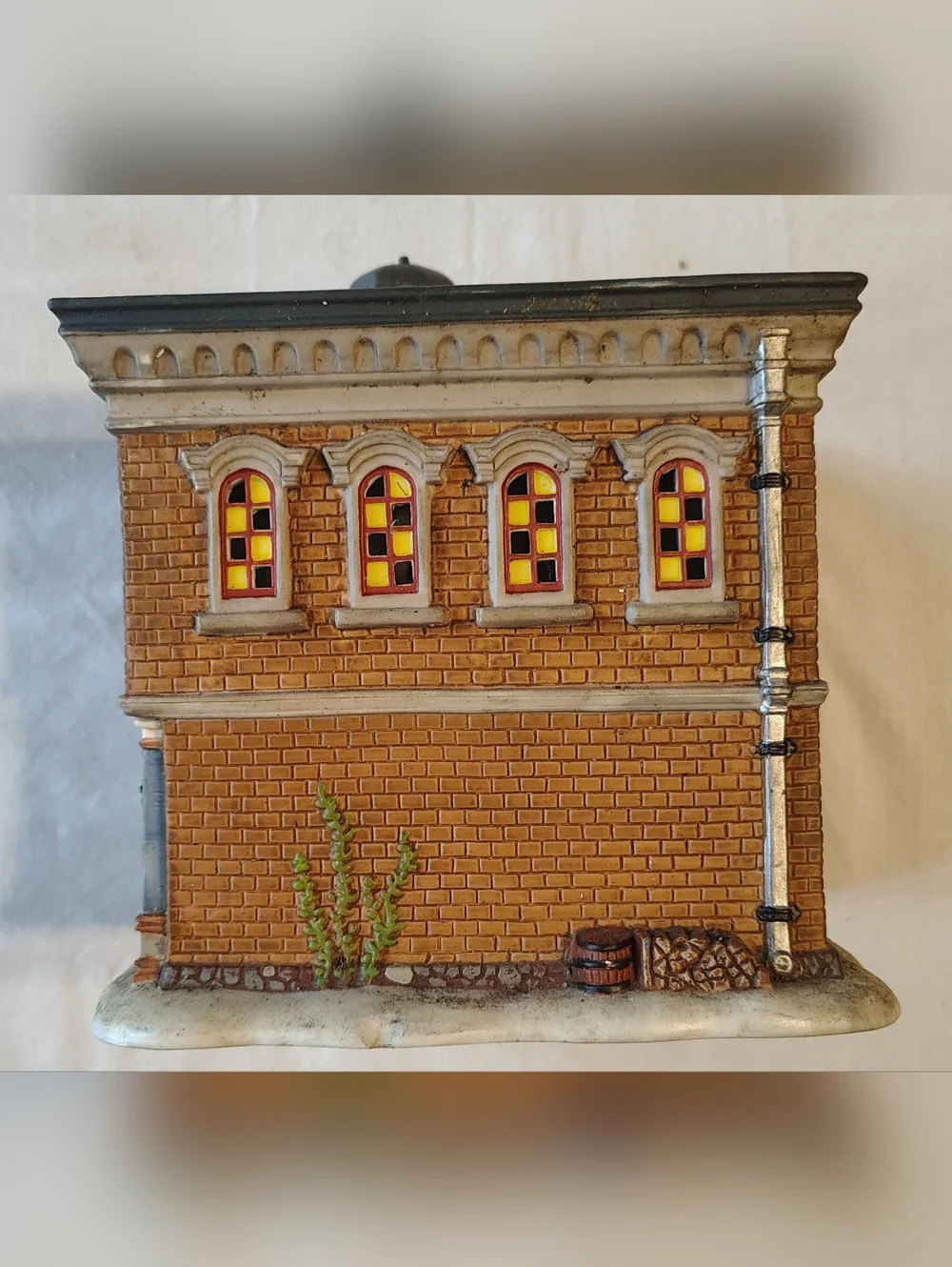 Department 56 New England Village Series Drummond Bank Building